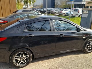 2011 Hyundai Solaris I, чёрный, 630000 рублей, вид 4