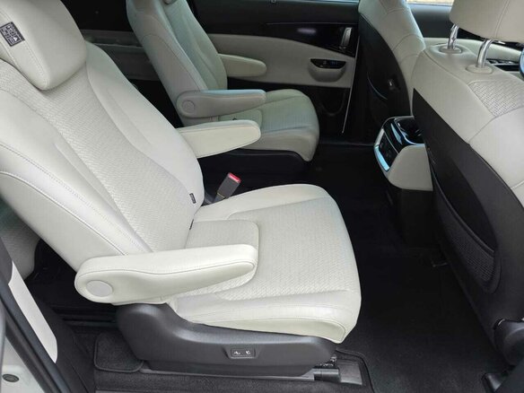 2020 Kia Carnival IV, белый, 2290000 рублей - вид 14