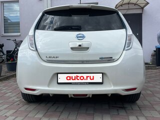 2014 Nissan Leaf (EM57) I (ZE0/AZE0), белый, 1350000 рублей, вид 4