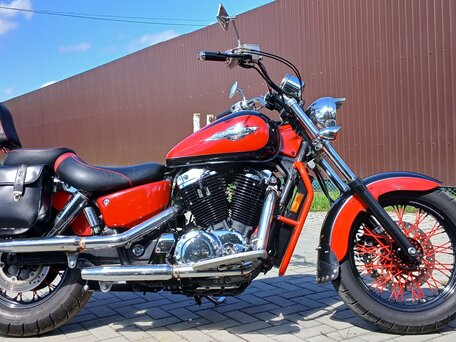 1995 Honda VT 1100, красный, 340000 рублей, вид 1