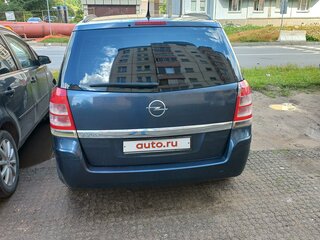 2011 Opel Zafira B Рестайлинг, серый, 795000 рублей, вид 3