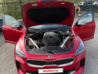 2018 Kia Stinger I, красный, 2900000 рублей, вид 4