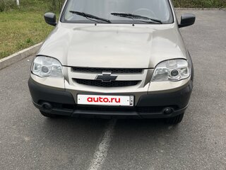 2012 Chevrolet Niva I Рестайлинг, серый, 550000 рублей, вид 2