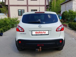 2013 Nissan Qashqai I Рестайлинг, белый, 1110000 рублей, вид 3