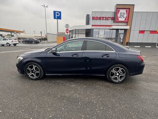 2018 Mercedes-Benz CLA 200 I (C117, X117) Рестайлинг, синий, 2400000 рублей, вид 4