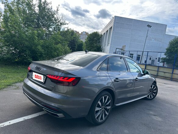 2021 Audi A4 40 TFSI V (B9) Рестайлинг, серый, 3500000 рублей - вид 1