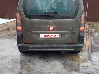 2014 Peugeot Partner II Рестайлинг, зелёный, 1500000 рублей, вид 3