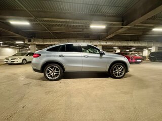 2017 Mercedes-Benz GLE Coupe 400 I (C292), серебристый, 4700000 рублей, вид 5