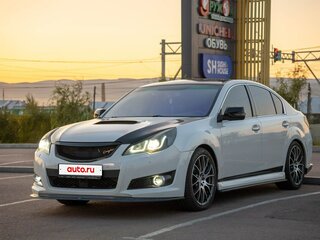 2011 Subaru Legacy GT V, белый, 2000000 рублей, вид 4