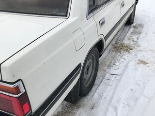1985 Nissan Laurel V (C32), белый, 605000 рублей, вид 3