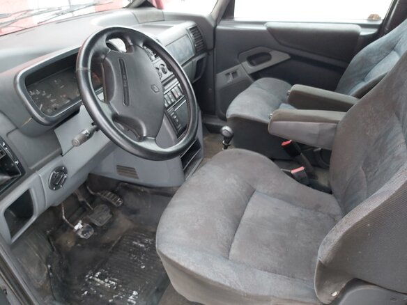 1995 Renault Espace II, красный, 220000 рублей - вид 4
