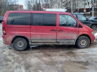 2001 Mercedes-Benz Vito 112 CDI I (W638), красный, 500000 рублей, вид 3