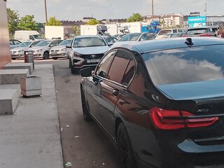 2017 BMW 7 серии Long 730Ld xDrive VI (G11/G12), чёрный, 2882779 рублей, вид 1