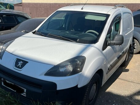 2012 Peugeot Partner, белый, 780000 рублей, вид 4