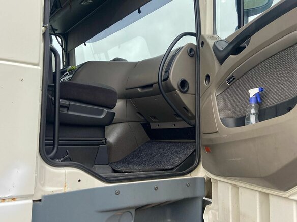 2014 DAF XF 105, белый, 3700000 рублей - вид 3