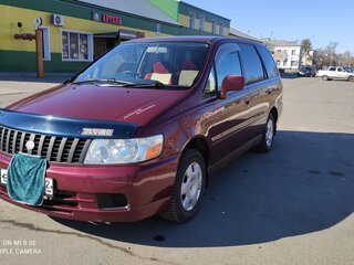 2002 Nissan Bassara, красный, 650000 рублей, вид 1