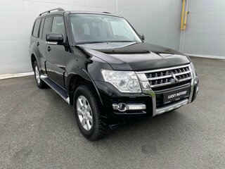 2015 Mitsubishi Pajero IV Рестайлинг 2, чёрный, 2424000 рублей, вид 2