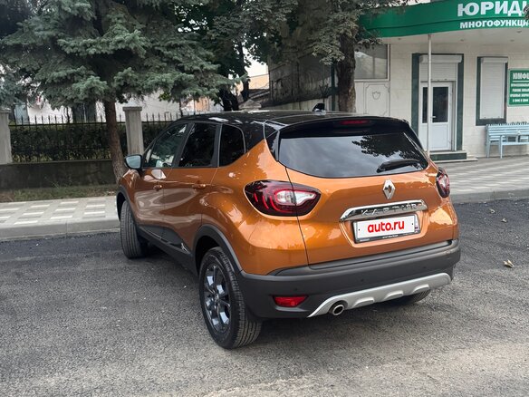 2022 Renault Kaptur I Рестайлинг, оранжевый, 2300000 рублей - вид 3