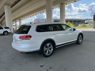 2019 Volkswagen Passat Alltrack DSG7 B8, белый, 2990000 рублей, вид 5