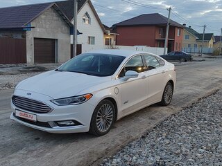 2016 Ford Fusion (North America) II Рестайлинг, белый, 1850000 рублей, вид 1