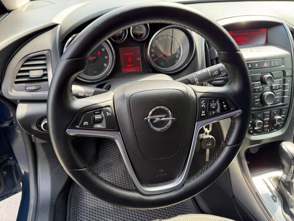 2011 Opel Astra J, синий, 650000 рублей - вид 12