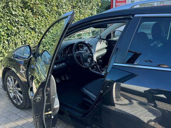 2012 Mazda 6 II (GH) Рестайлинг, чёрный, 970000 рублей - вид 10
