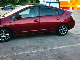 2005 Toyota Prius II Рестайлинг (XW20), красный, 780000 рублей, вид 3