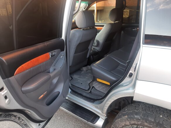 2005 Lexus GX 470 I, серебристый, 2700000 рублей - вид 8