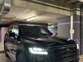 2023 Toyota Land Cruiser 300 Series, чёрный, 11600000 рублей, вид 2