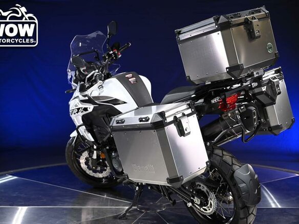 2022 Benelli Tre-K 1130, белый - вид 2