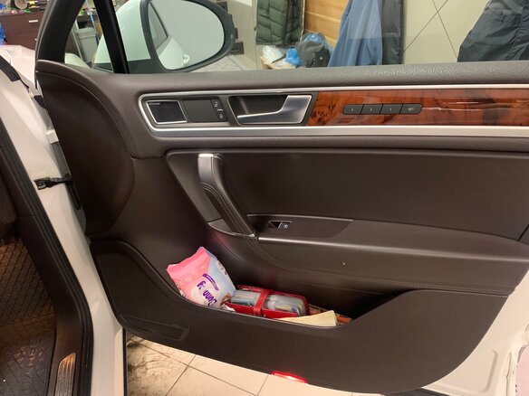2012 Volkswagen Touareg II, белый, 2400000 рублей - вид 6