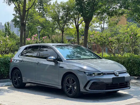 2021 Volkswagen Golf VIII, серый, 2300000 рублей, вид 1