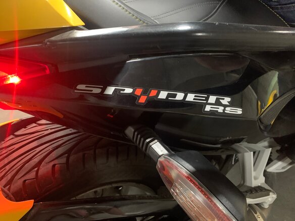 2009 BRP Can-Am Spyder, жёлтый, 975000 рублей - вид 14