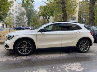 2019 Mercedes-Benz GLA 200 I (X156) Рестайлинг, белый, 2550000 рублей, вид 4