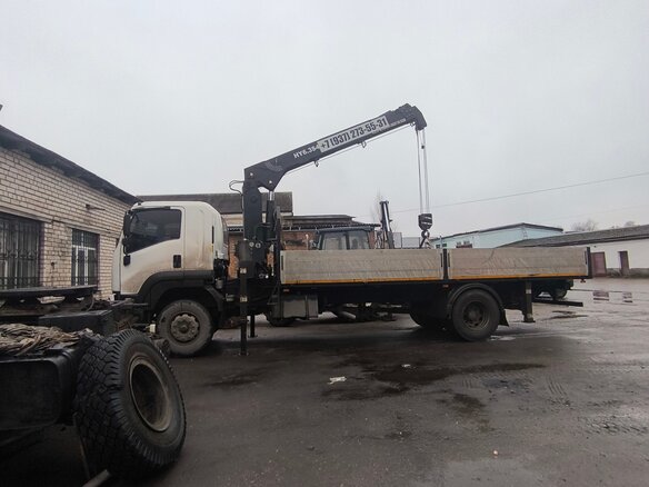 2015 Isuzu Forward (F-Series), белый, 5500000 рублей - вид 2