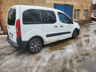 2011 Peugeot Partner II, белый, 380000 рублей, вид 4