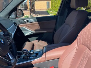 2022 BMW X7 30d I (G07), белый, 12800000 рублей, вид 5