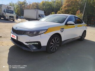 2019 Kia Optima IV Рестайлинг, белый, 1250000 рублей, вид 3