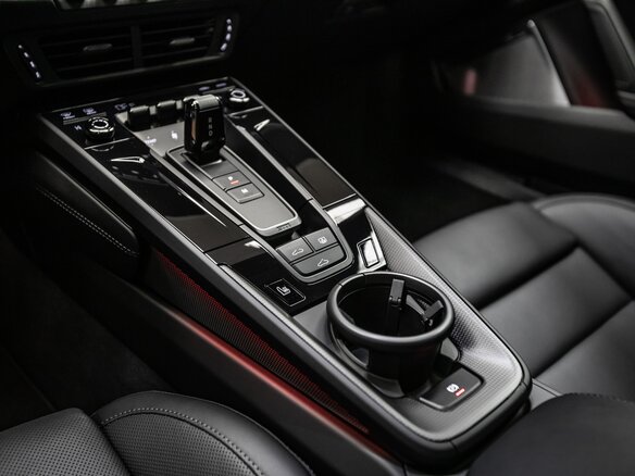 2025 Porsche 911 Carrera 4 GTS VIII (992) Рестайлинг, серый, 36000000 рублей - вид 12