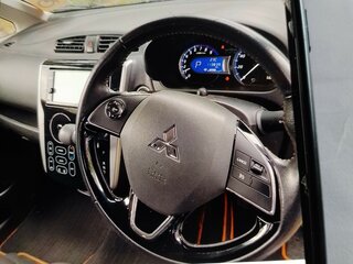 2017 Mitsubishi eK Wagon III Рестайлинг, серый, 1050000 рублей, вид 4