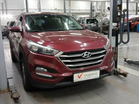 2016 Hyundai Tucson III, красный, 1850000 рублей, вид 2