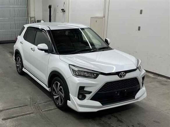2021 Toyota Raize I, белый, 1100000 рублей
