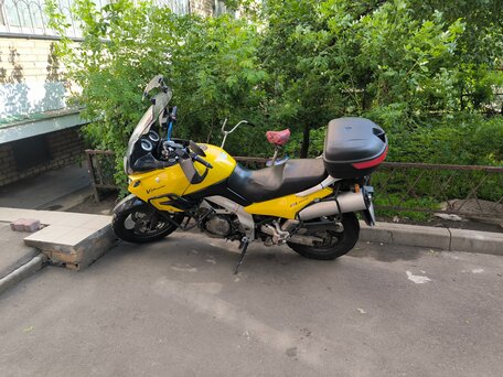 2002 Suzuki V-Strom 1000, жёлтый, 370000 рублей, вид 1