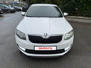 2013 Skoda Octavia III (A7), белый, 1370000 рублей, вид 1