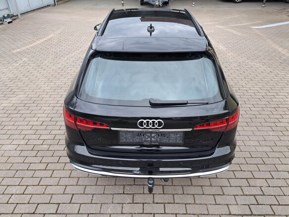 2021 Audi A4 30 TDI V (B9) Рестайлинг, чёрный, 2998000 рублей - вид 11