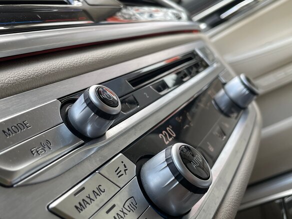 2018 BMW 7 серии Long 740Ld xDrive VI (G11/G12), серый, 3490000 рублей - вид 14