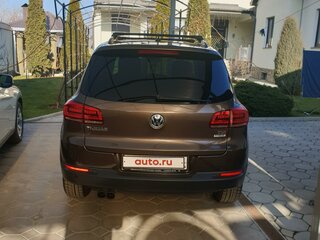 2016 Volkswagen Tiguan I Рестайлинг, коричневый, 1600000 рублей, вид 4