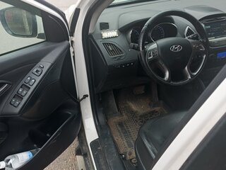 2013 Hyundai ix35 I Рестайлинг, белый, 1700000 рублей, вид 5