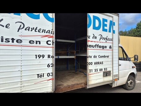 2001 Mercedes-Benz Sprinter, белый, 1200000 рублей, вид 2