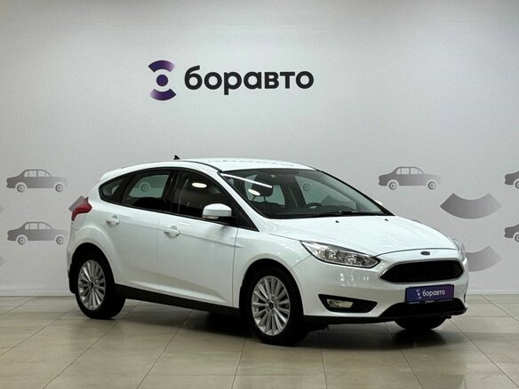 2018 Ford Focus III Рестайлинг, белый, 1235000 рублей - вид 2